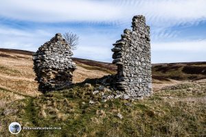 Gamelshiel Castle